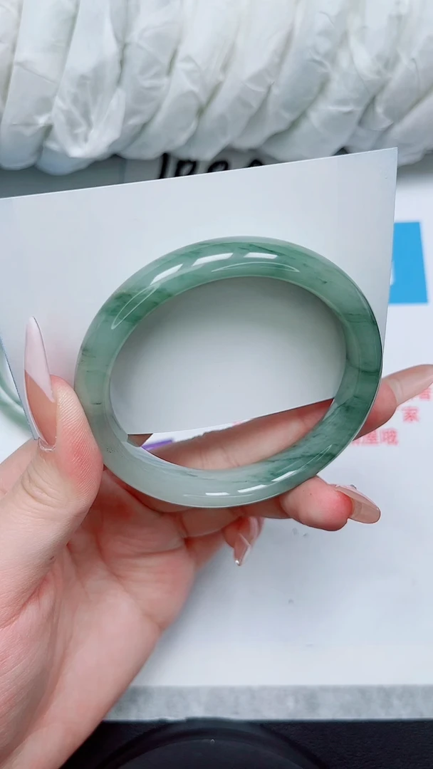 【闪购商品】石英质玉手镯未镶嵌71