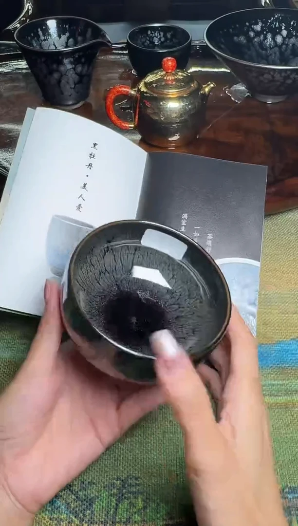 茶盏阙梅娇代表作水墨牡丹68