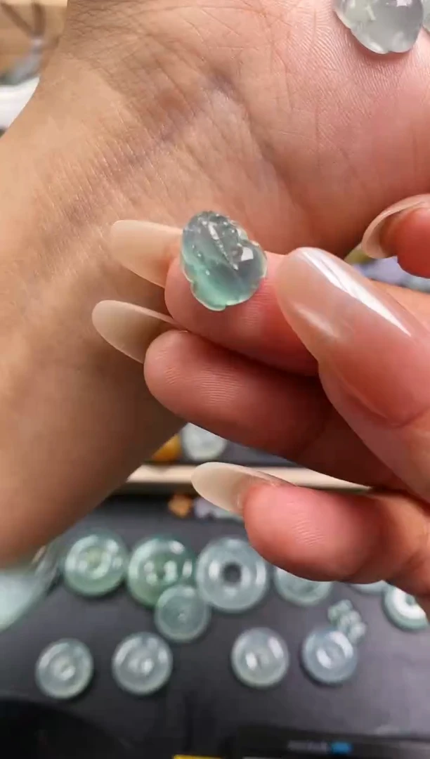 裸石翡翠风***. 貔貅  定向 风清云淡.