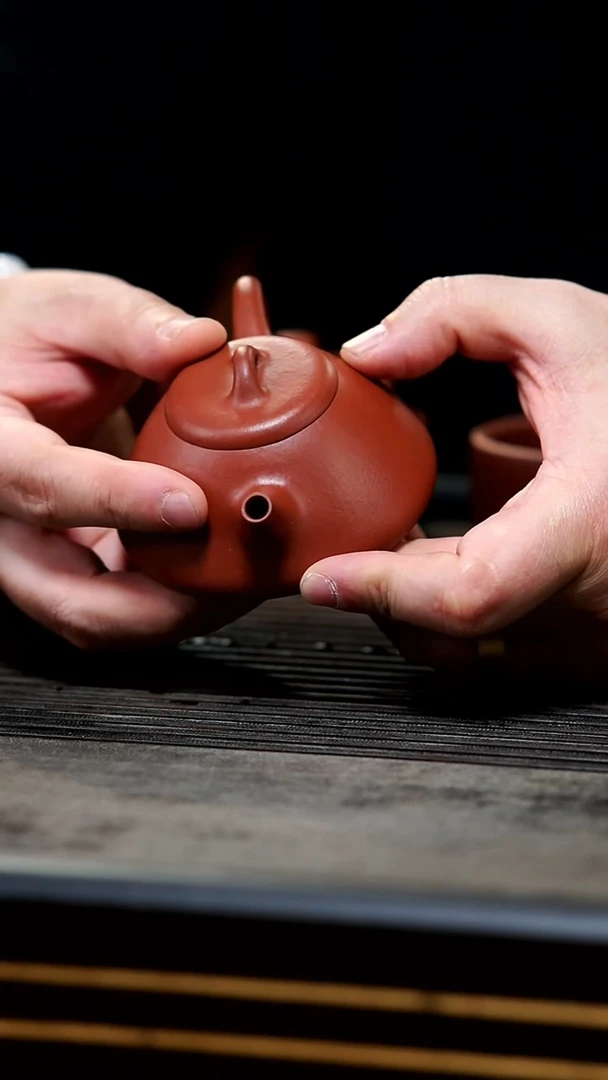 【闪购商品】紫砂茶壶11-微瑕半手朱泥小石瓢110cc