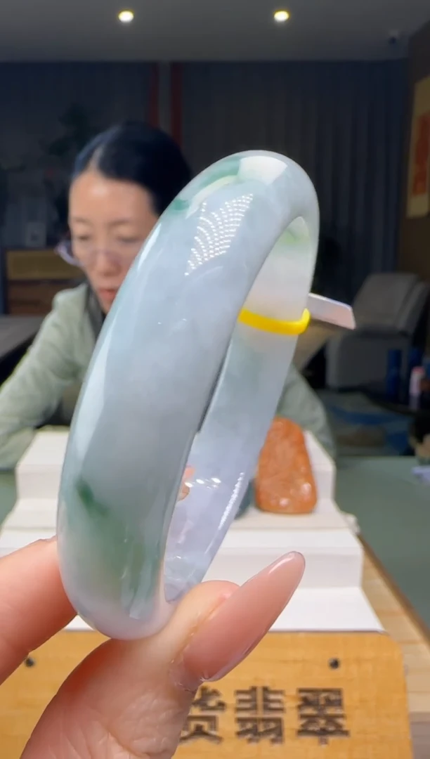 【闪购商品】翡翠手镯未镶嵌YJ@@960Q3J12199