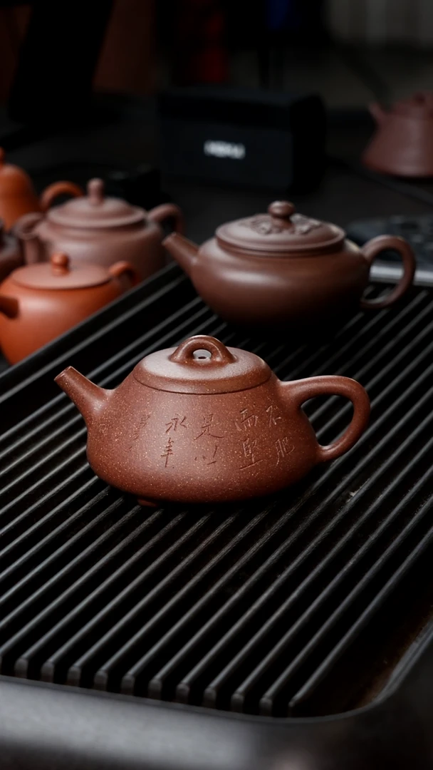 茶壶紫砂D****上老团泥曼生半手首发价170