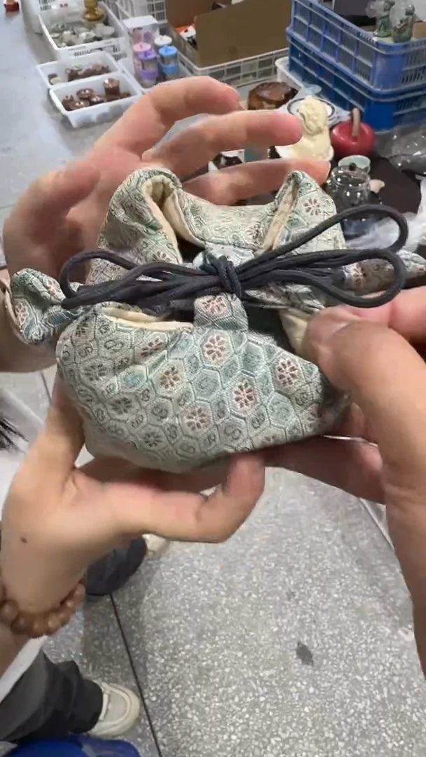 瓷片@@229天青兔子