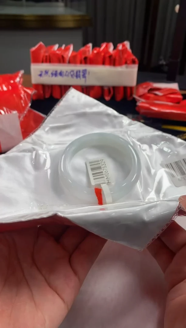 未镶嵌定制翡翠5073毛货不退不换 55-56圈