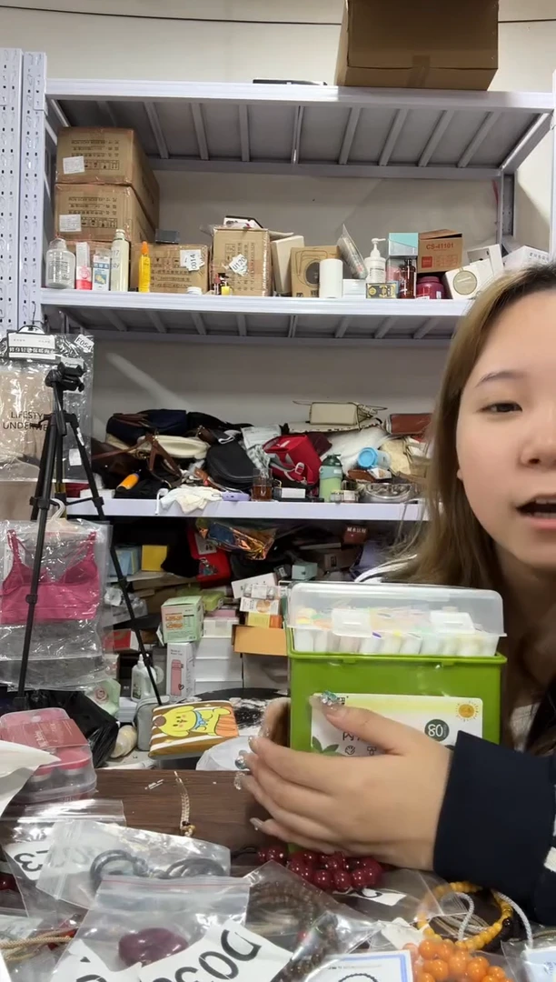 PVC给主播点点小红心  丙烯80色马克笔