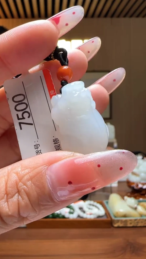 颈饰未镶嵌和田玉0