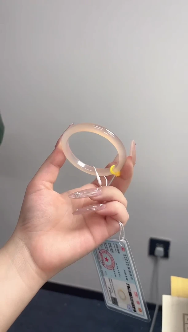 手镯玛瑙/玉髓未镶嵌52圈