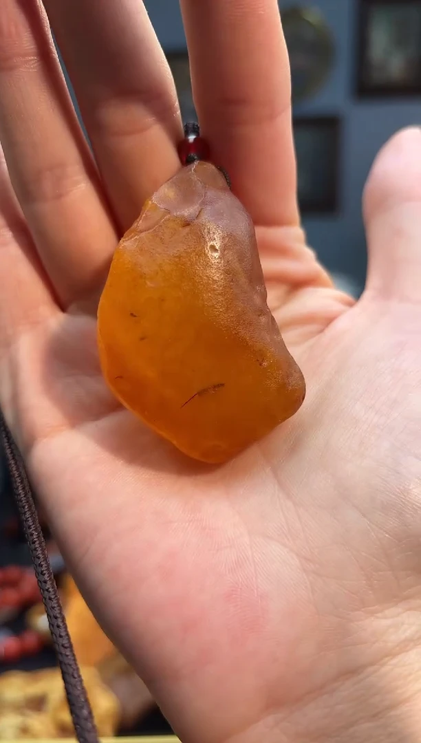 琥珀颈饰未镶嵌吊坠