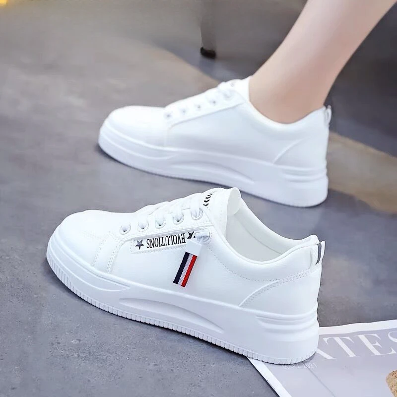 厚底舒适小白鞋女鞋2025夏季新款百搭休闲运动轻便软底旅游板鞋潮