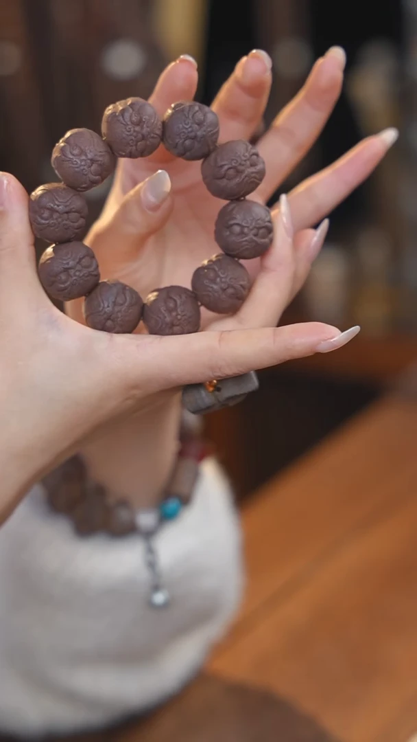 泥塑新念慈2.1左右麒麟珠单圈手串款式