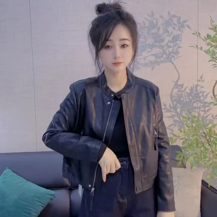 丹丹精选--5821新款暗扣圆领门襟拉链长袖皮外套