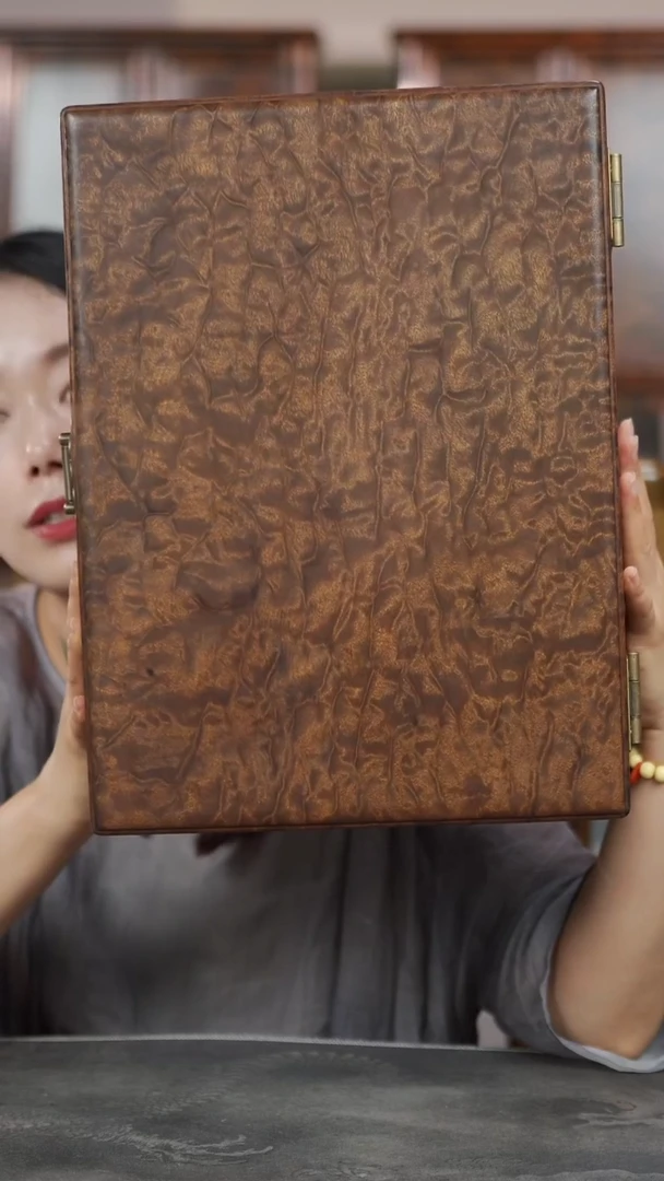 金丝楠大龙胆纹一木一器收纳箱