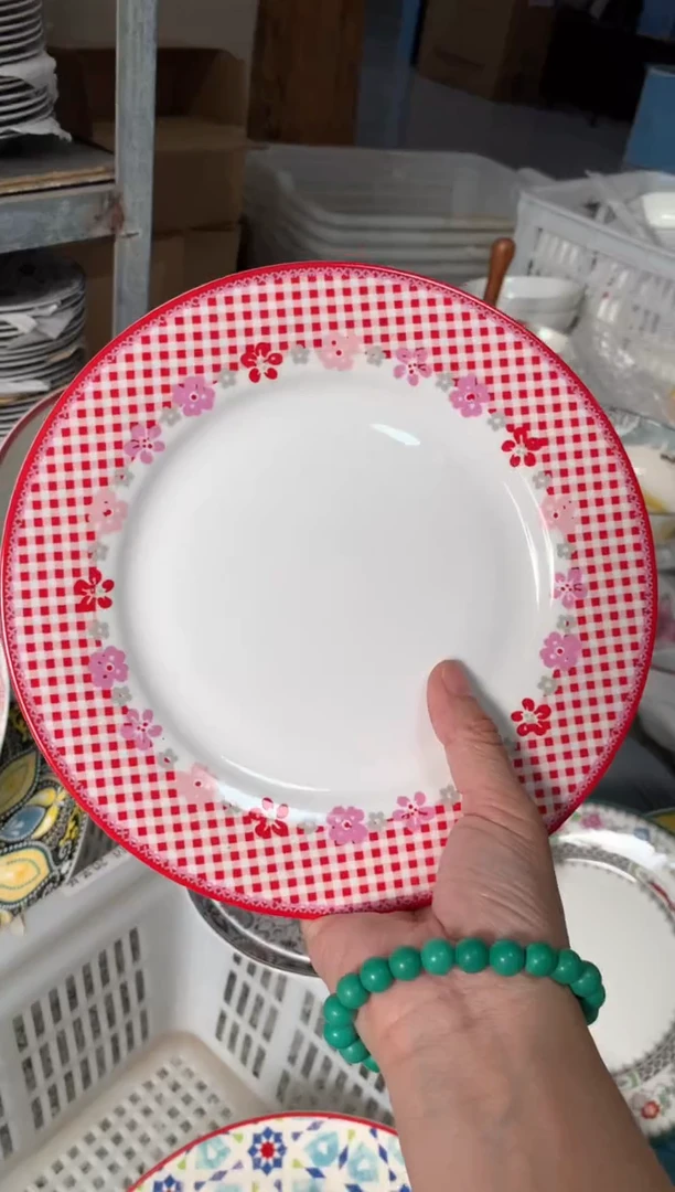 瓷陶瓷尾单CC181微瑕1个样品