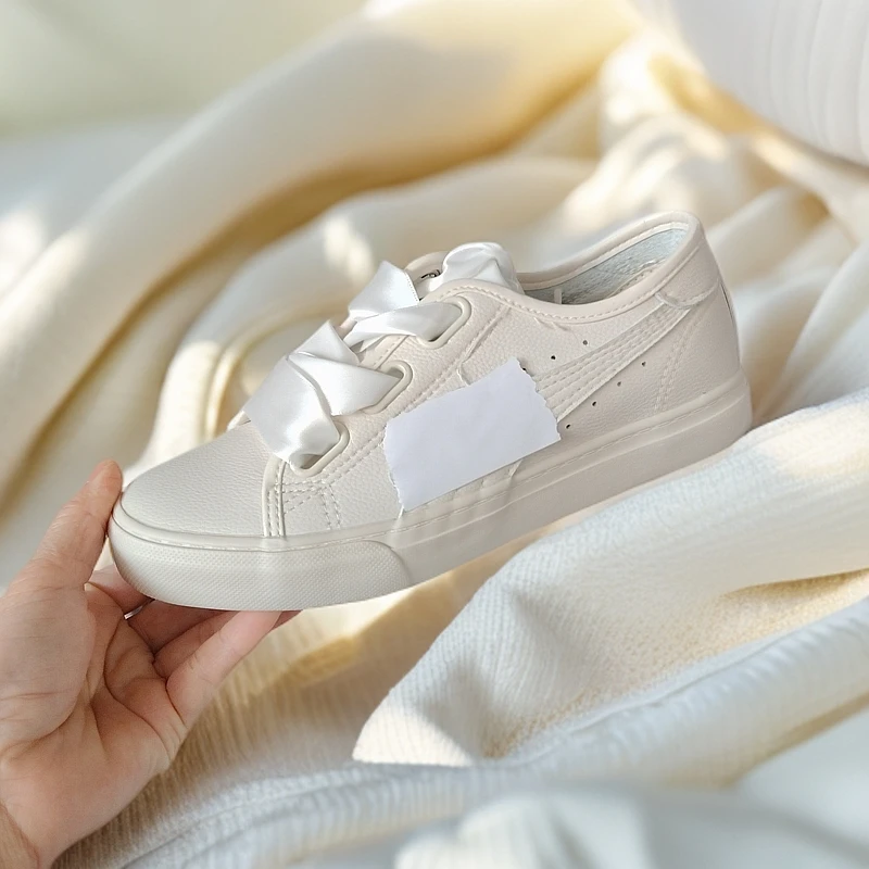 8667杰飞  简约休闲板鞋