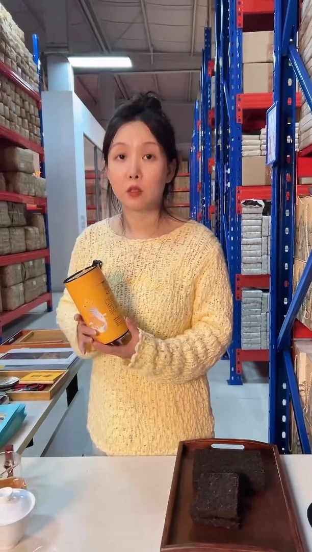 ?****?高马二溪 2006年檀香黑砖茶