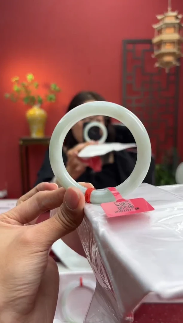未镶嵌手镯翡翠翡翠手镯18
