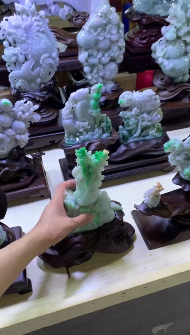 翡翠摆件未镶嵌用****7翡翠摆件