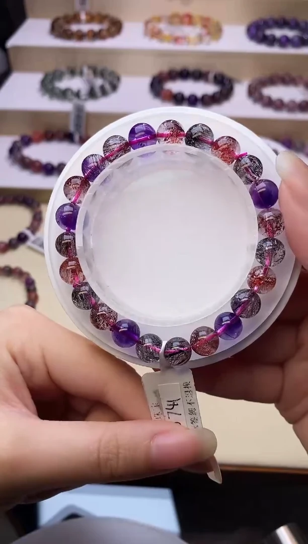 【闪购商品】水晶手链未镶嵌黑加仑超七8m+