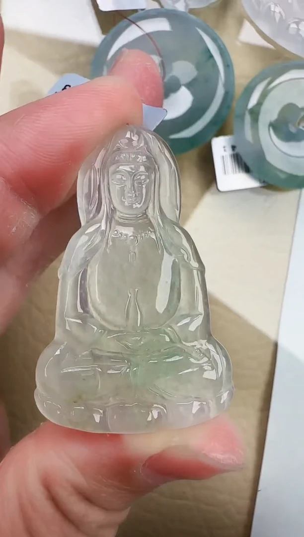 翡翠未镶嵌颈饰缅甸天然翡翠A货