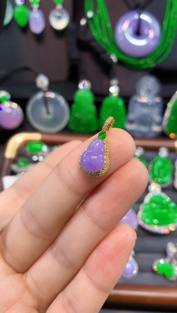 吊坠(不含链)18K金镶嵌翡翠吊坠