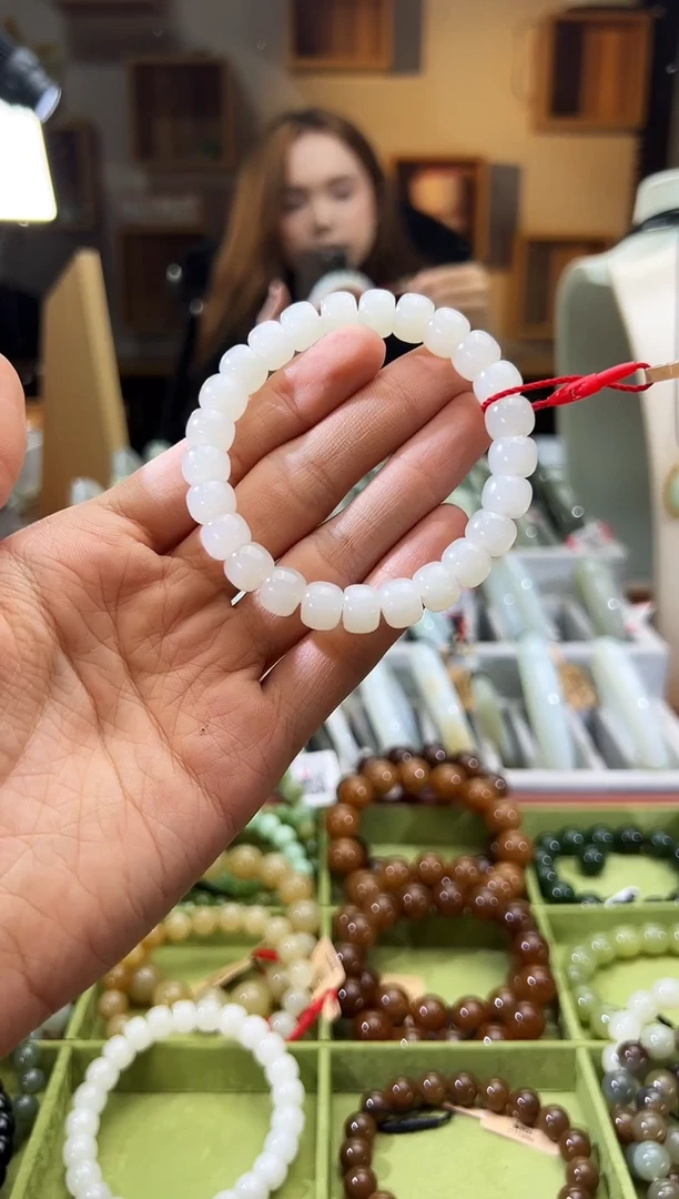 未镶嵌手串和田玉且末料天泰白玉卡8*10 算盘珠手串