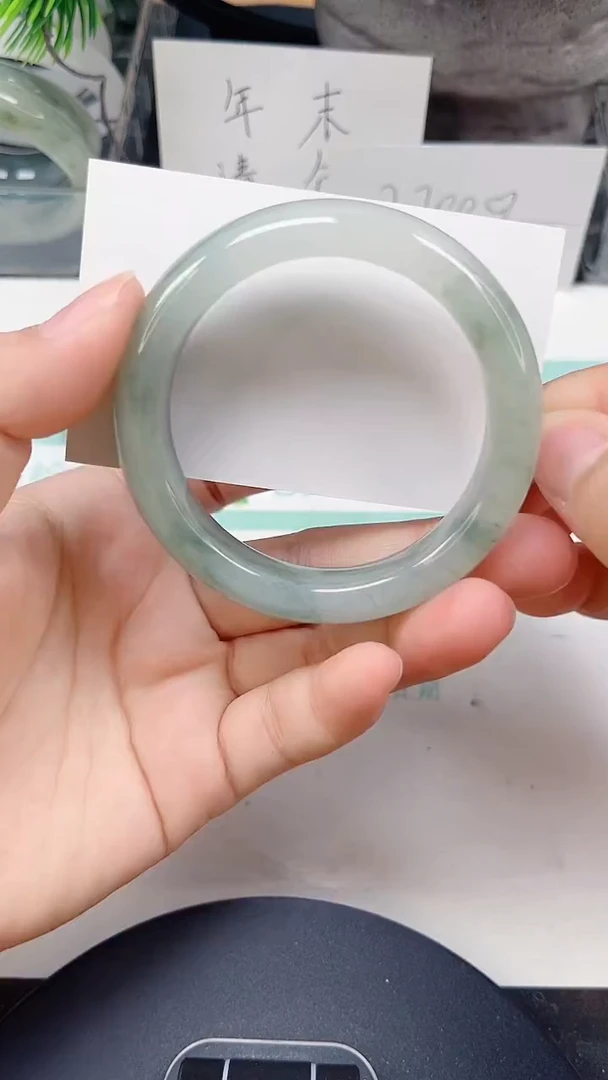 未镶嵌手镯石英质玉51-52/53