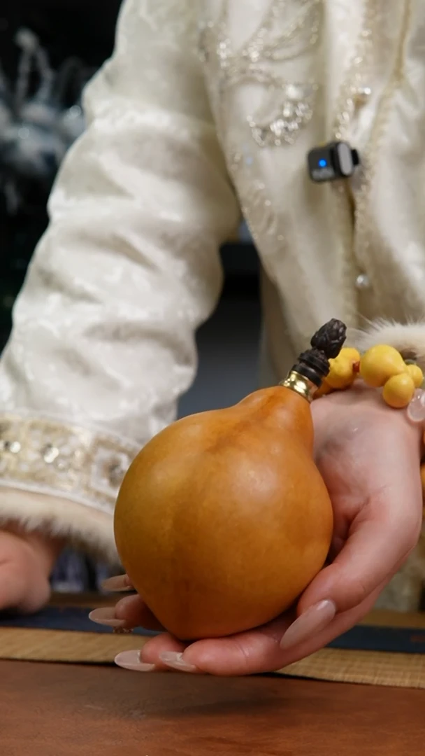 917号 天然热水酒葫芦 一物一拍（有瑕介意勿拍）