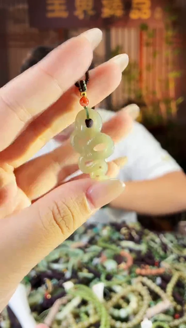 颈饰未镶嵌和田玉多样性发货拍一发一