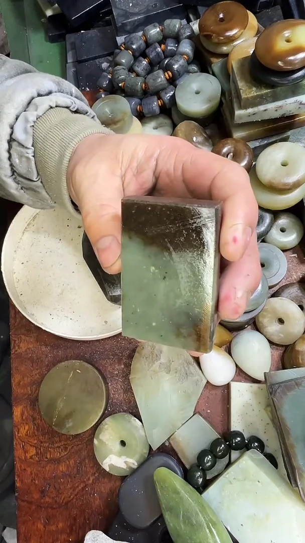 未镶嵌和田玉珠宝半成品夕*红1
