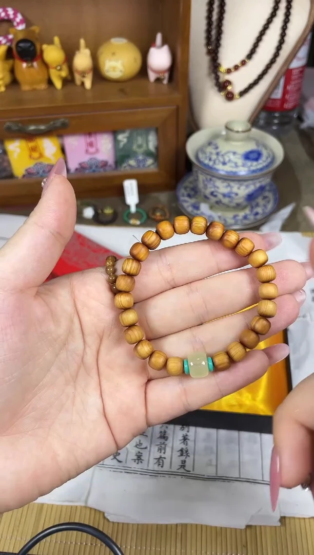 非洲檀香手串/手链菩提木质玉石手串/多发性其一/不带盒子