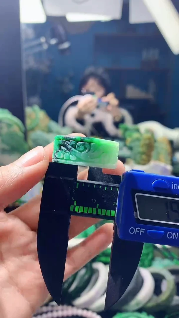 颈饰未镶嵌翡翠天然缅甸翡翠a货