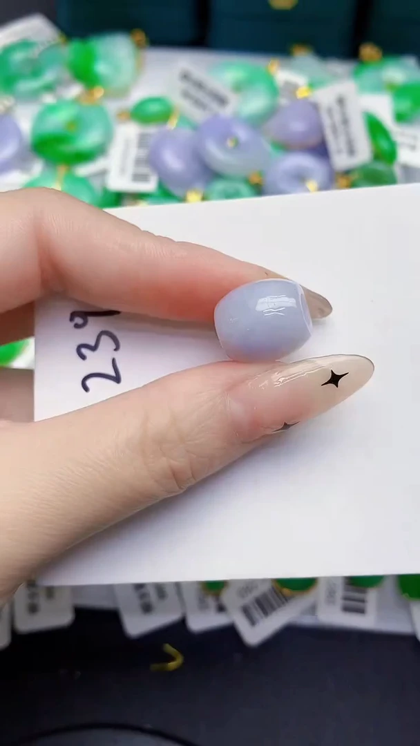 颈饰未镶嵌翡翠缅甸天然翡翠A货