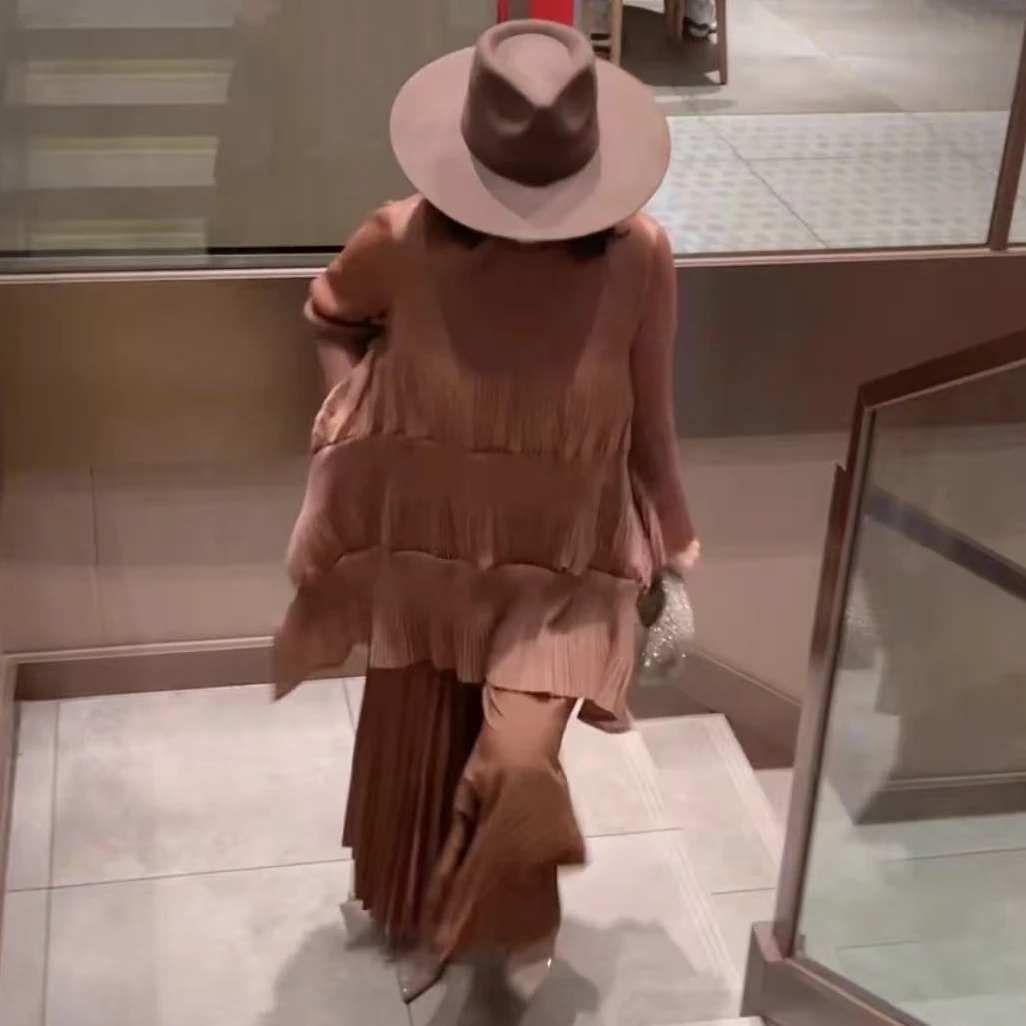 【蔷薇粉韵】2025秋冬新款轻奢高档蛋糕大码连衣裙时尚洋气中年穿搭