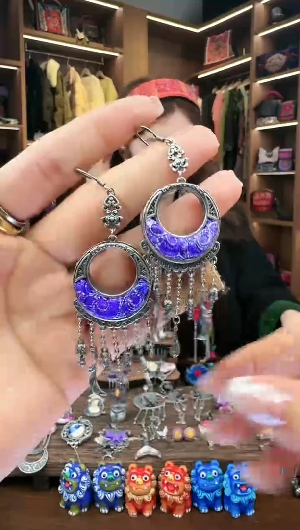 【闪购商品】织绣32黔东南苗族刺绣