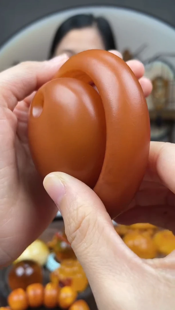 【闪购商品】琥珀裸石未镶嵌首饰 假1赔4 （多样性发货1件