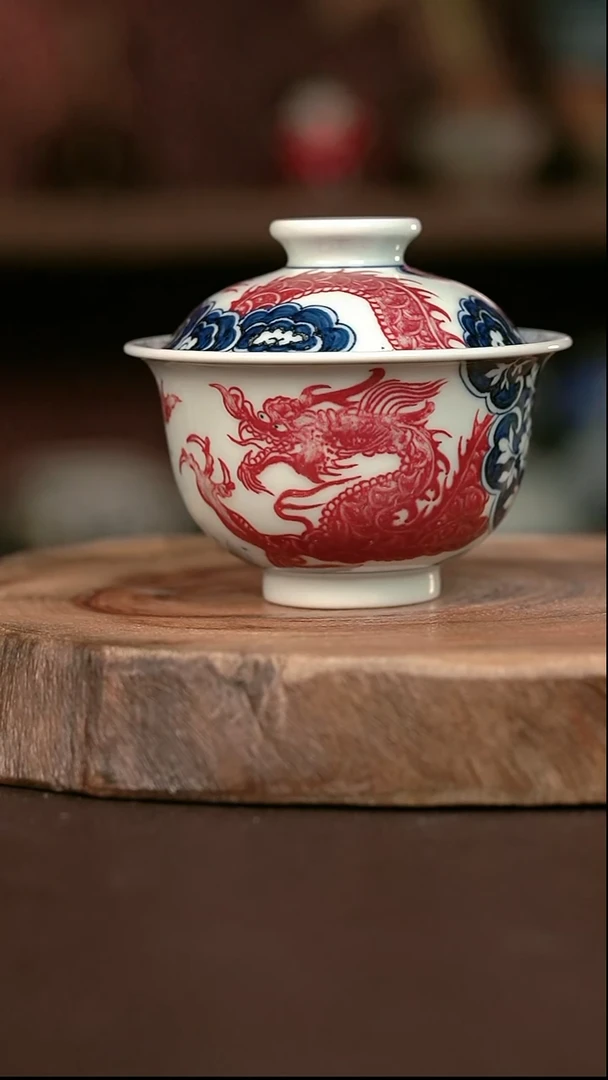 手绘微瑕高温现代瓷  气窑  有暇  窗花龙大布袋150C