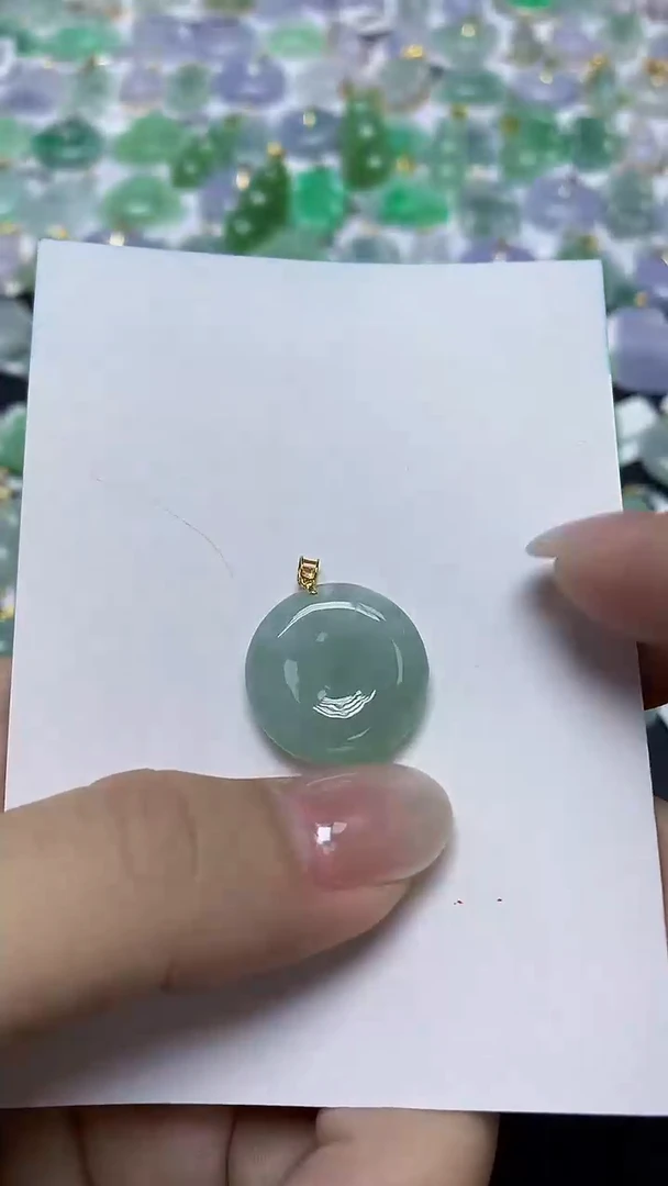 翡翠未镶嵌颈饰天然缅甸翡翠A货