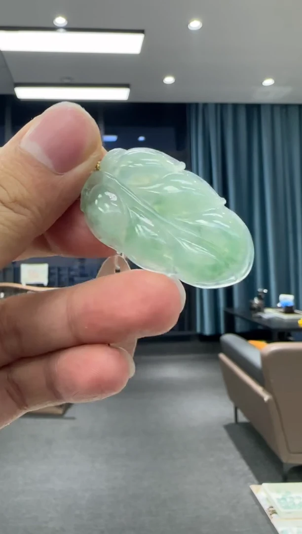 颈饰18K金镶嵌翡翠天然翡翠A货孤品一件