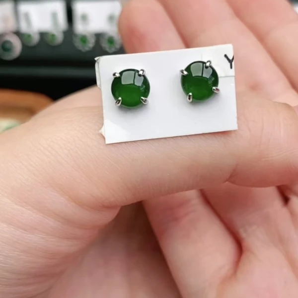 鑫辰珠宝天然A货翡翠银镶嵌设计款时尚百搭耳饰