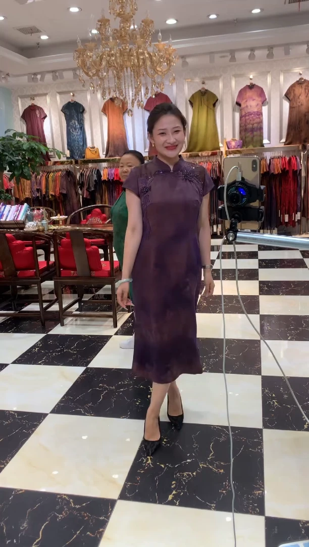 大****市香云纱新中式旗袍（3XL 1件）专属链接1件