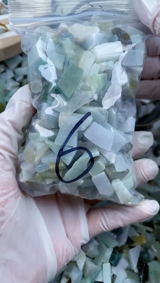 【闪购商品】翡翠颈饰未镶嵌缅甸天然A货边角小号500克6