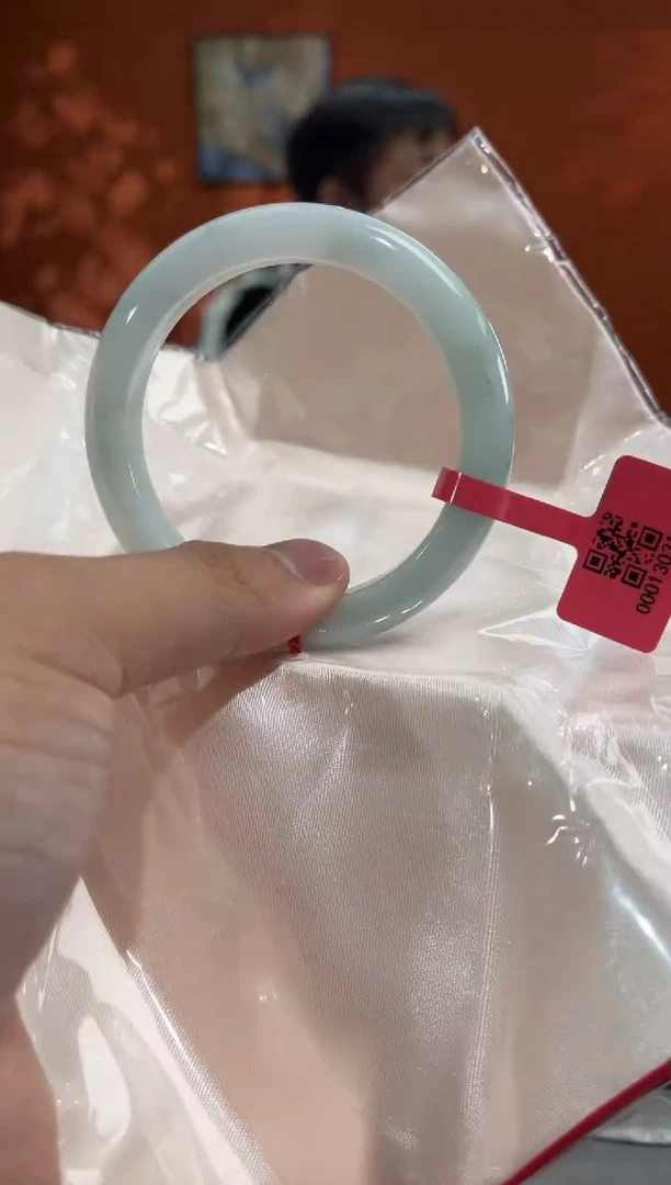 未镶嵌手镯翡翠翡翠手镯