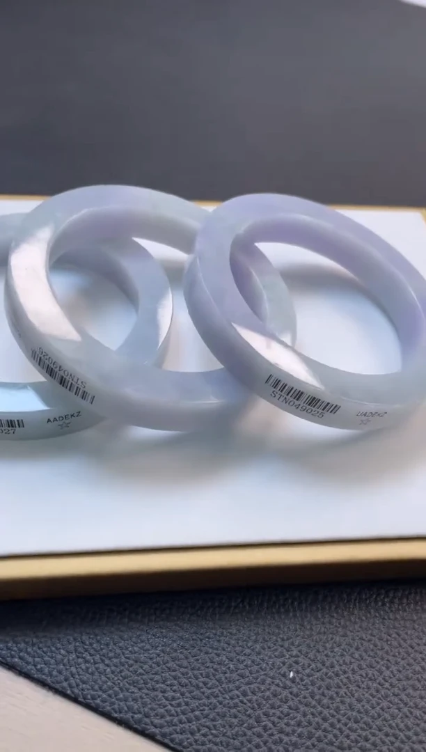 未镶嵌手镯定制翡翠手镯多样性发一