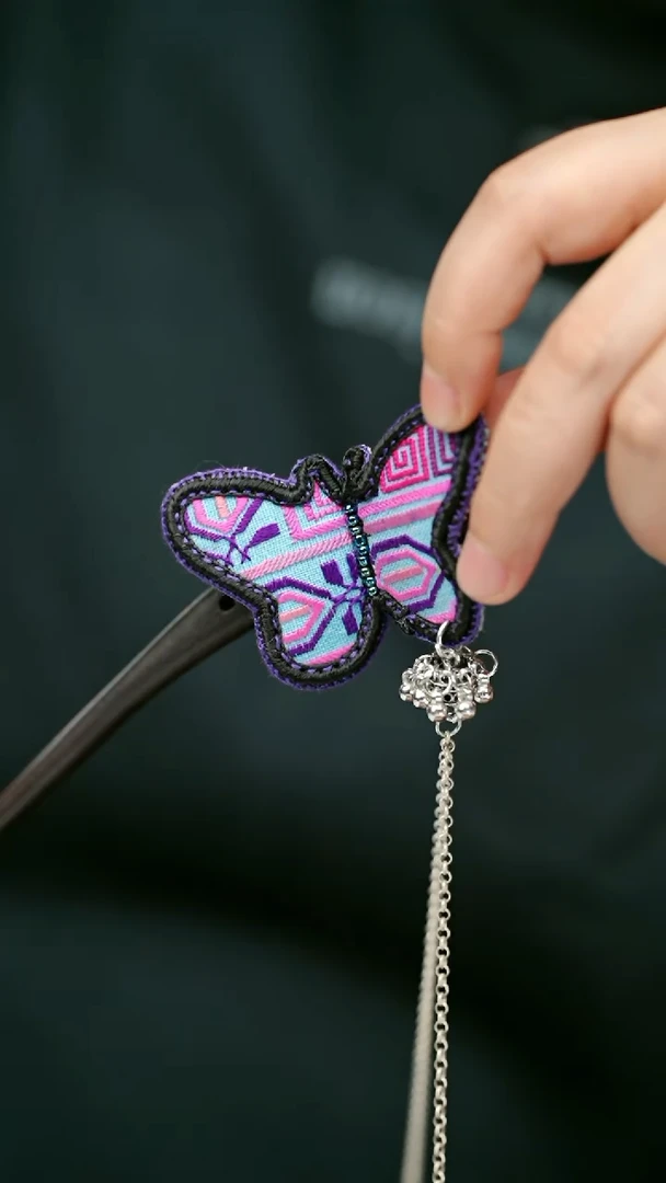 织绣69黔东南苗族刺绣