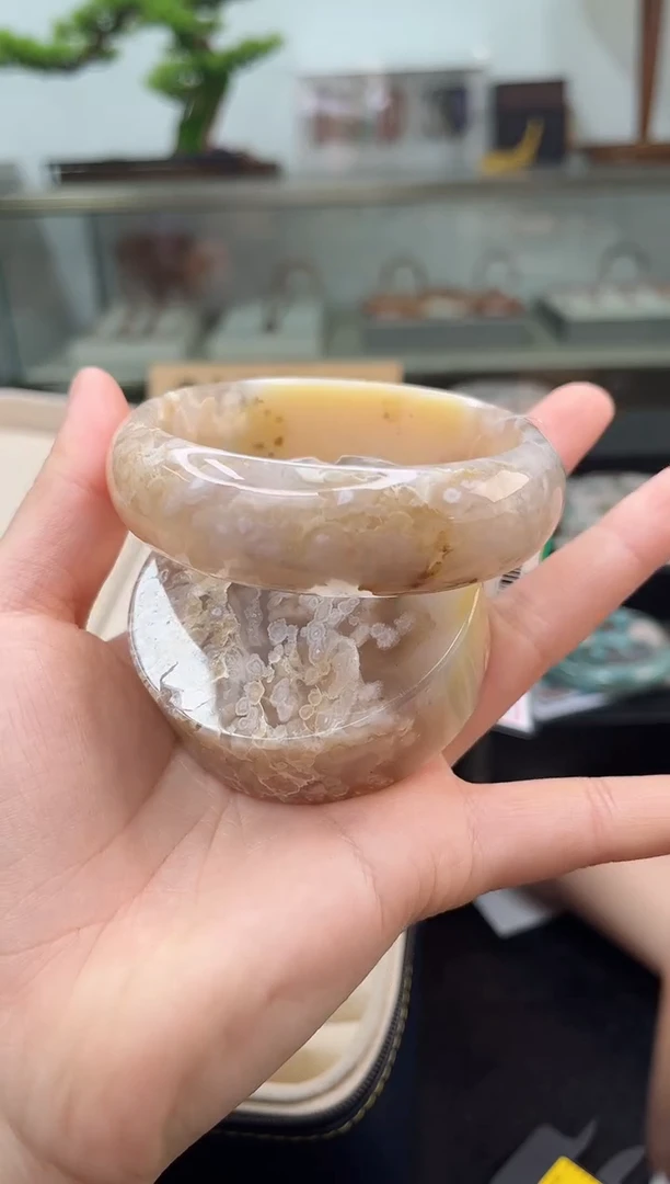 未镶嵌手镯石英质玉63圈口（赠品镯心）3009387