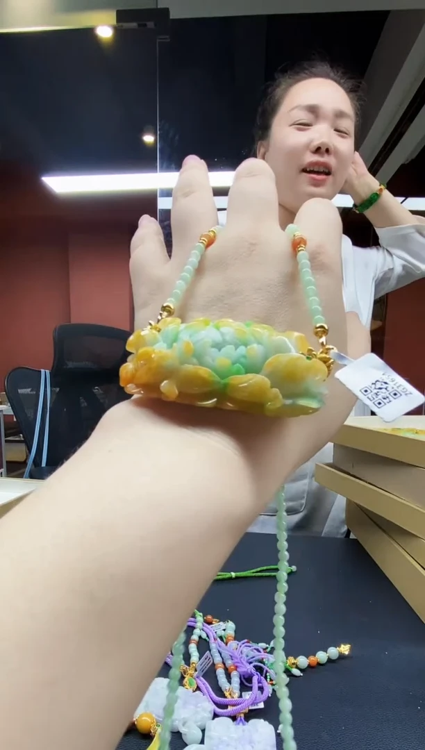 颈饰未镶嵌翡翠翡翠吊坠