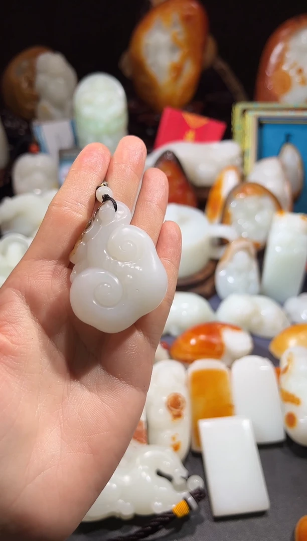 未镶嵌和田玉把件精品