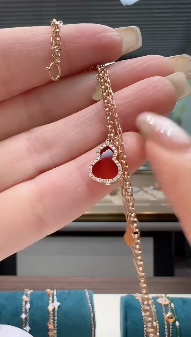 【闪购商品】钻石手链18K金镶嵌满钻红葫芦手链