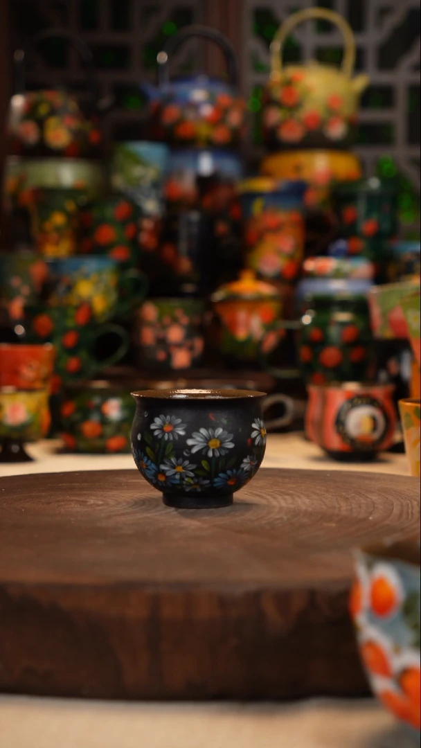 紫砂油画釉下彩手绘