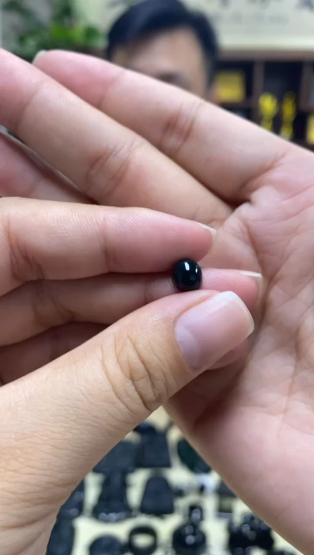 定制翡翠未镶嵌珠子